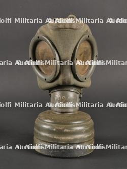 Lot de 3 masques anti-gaz allemands — miniature 10