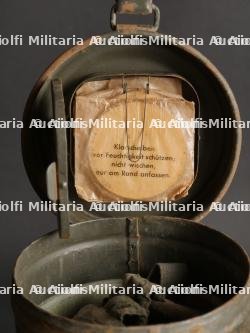 Lot de 3 masques anti-gaz allemands — miniature 15