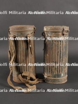Lot de 2 boîtiers de masque anti gaz allemands — photo 5