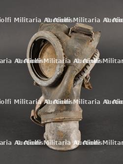 Lot de 2 boîtiers de masque anti gaz allemands — photo 10
