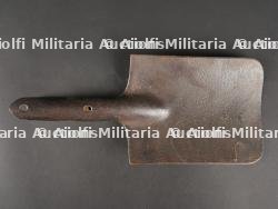 Caisses MG et sFH18 et pelle allemande — miniature 13