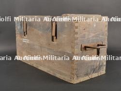Caisses MG et sFH18 et pelle allemande — miniature 5