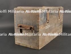 Caisses MG et sFH18 et pelle allemande — miniature 7
