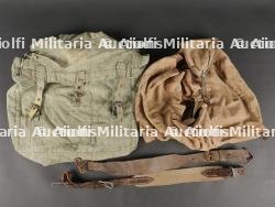 Lot de sacs et bretelles allemands