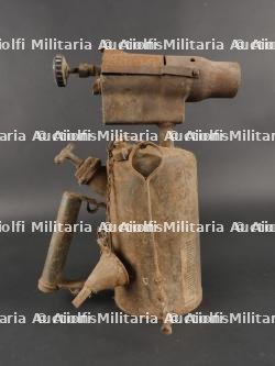 Réchaud moteur de véhicule allemand