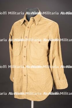 Chemise moutarde. US army shirt