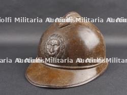 Casque Belge WWI avec impact. Belgian WWI helmet with impact
