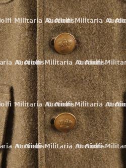 Ensemble veste et béret d'un Chasseur Ardennais prisonnier. Set including tunic and beret of a captured Ardennes Chasseur — miniature 3