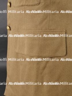 Tunique d'un Capitaine Commandant du 2e Chasseurs Ardennais. Tunic of a Commanding Captain from the 2nd Ardennes Chasseurs — miniature 12