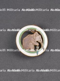Lot de l'aviateur belge et RAF Willy Lorent dont veste et insignes. Set belonging to Belgian aviator and RAF member Willy Lorent including tunic and insignia — photo 8