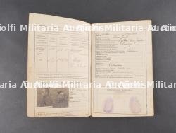 Documents et plaque de képi du 14e de Ligne. Documents and kepi plate from the 14th Line Infantry — miniature 9