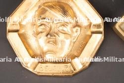 Cendriers satyrique. Satirical ashtrays. — miniature 5