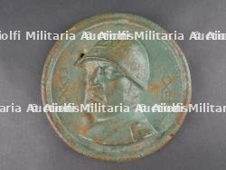 Profil de Benito Mussolini. Profile of Benito Mussolini — miniature 1