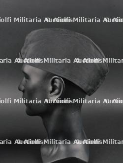 Lot de deux calots des jeunesses fascistes. Set of two caps of fascist youths. — photo 5