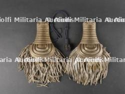 Paire d’épaulette de grande tenue d’officier de l’armée Royale italienne. Pair of Royal Italian Army officer's epaulets.