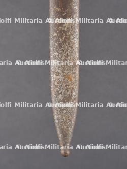 Lot de 4 baïonnettes et un fourreau. Lot of 4 bayonets and one scabbard — miniature 12