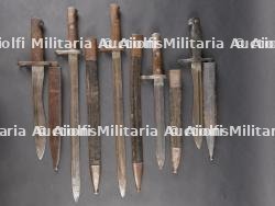 Lot de 5 baïonnettes Espagnoles. Lot of 5 Spanish bayonets — photo 2