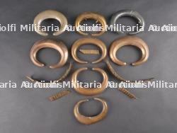 Jugulaire à écailles et pièces d'épaulettes allemandes impériales. Imperial German scaled chinstrap and epaulette pieces — photo 1