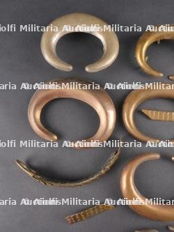 Jugulaire à écailles et pièces d'épaulettes allemandes impériales. Imperial German scaled chinstrap and epaulette pieces — photo 2