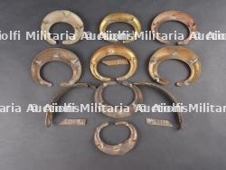 Jugulaire à écailles et pièces d'épaulettes allemandes impériales. Imperial German scaled chinstrap and epaulette pieces — photo 5