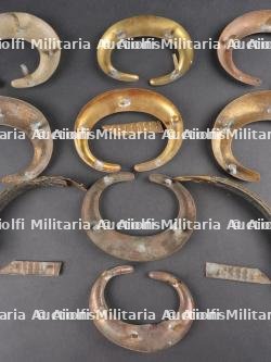 Jugulaire à écailles et pièces d'épaulettes allemandes impériales. Imperial German scaled chinstrap and epaulette pieces — photo 7
