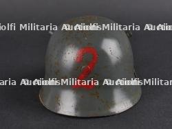 Miniature de Stahlhelm M1916 d'infirmier de la Garde. Miniature M1916 Stahlhelm of a Guard medic — miniature 4