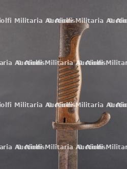Deux baïonnettes allemandes 98-05 à dents de scie meulées. Two German 98-05 bayonets with ground-down sawbacks — miniature 10