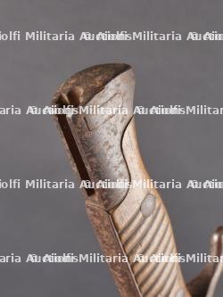 Deux baïonnettes allemandes 98-05 à dents de scie meulées. Two German 98-05 bayonets with ground-down sawbacks — photo 19