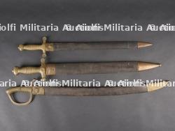 Sabre et glaives francais XIXe siècle. French sabre and glaives from the 19th century