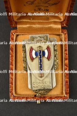 Ensemble Conseil National attribué. Attributed National Council Group — photo 18