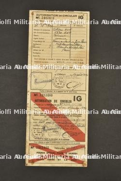Un lot de documents divers. A lot of various documents. — miniature 2