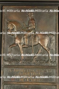 Plaque en Bronze Ville Martyre de Breteuil par Henry Dropsy. Bronze plaque Martyred Town of Breteuil by Henry Dropsy. — photo 5