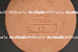 Médaille de table en Argile Croix Rouge par Vuitton. Ceramic Table Medal Red Cross by Vuitton — photo 4
