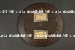 assiette en bois à l’effigie du maréchal par la LFC. Wooden plate bearing the Marshal’s effigy, issued by the LFC — miniature 4