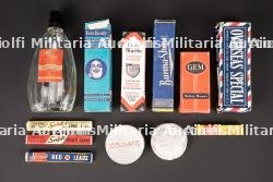 Accessoires de toilette US. US toiletry accessories. — miniature 2