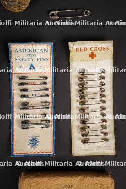 Accessoires de toilette US. US toiletry accessories. — miniature 9