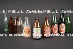Bouteilles de bière et coca cola US. US beer and Coca-Cola bottles. — photo 1