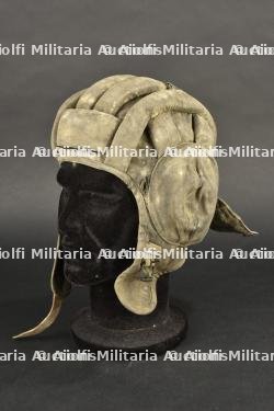 Casque de tankiste russe.