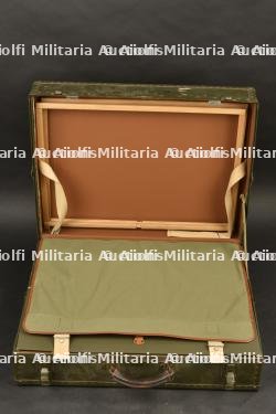Uniforme et valise de GB Lloyd. — miniature 15