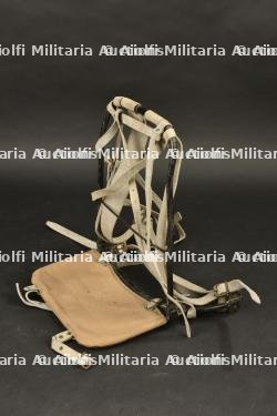Everest Carrier. — miniature 2