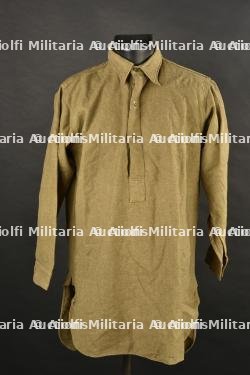 Chemise britannique.