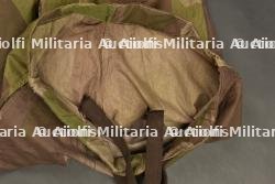 Pantalon peau de saucisson. — miniature 2