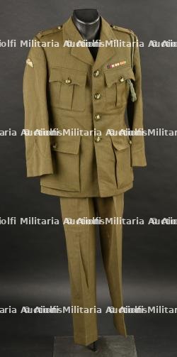 Uniforme de sortie de parachutiste britannique.