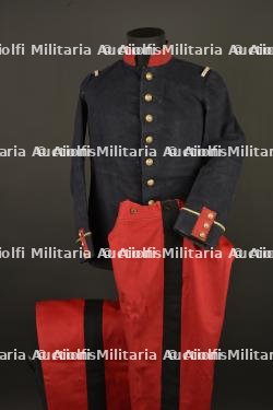 Tunique d'adjudant chef et 2 pantalons d'officier. Senior Warrant Officer tunic with two officer’s trousers — photo 1