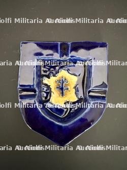 Cendrier Croix de Lorraine. Cross of Lorraine ashtray.