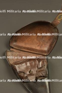 Lot de deux étuis pour revolver français 1873 et 1892. Lot of two holsters for French Model 1873 and Model 1892 revolvers — miniature 2