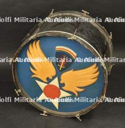 Grosse caisse du Glenn Miller Orchestra.