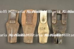 Lot de 4 portes baïonnette français. Lot of four French bayonet frogs — photo 4
