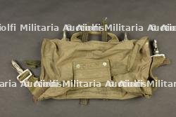 Housse de parachute ventral T-7.