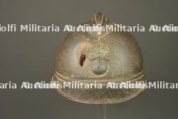 Casque Adrian de l'infanterie avec impact. Infantry Adrian helmet with impact damage — miniature 11